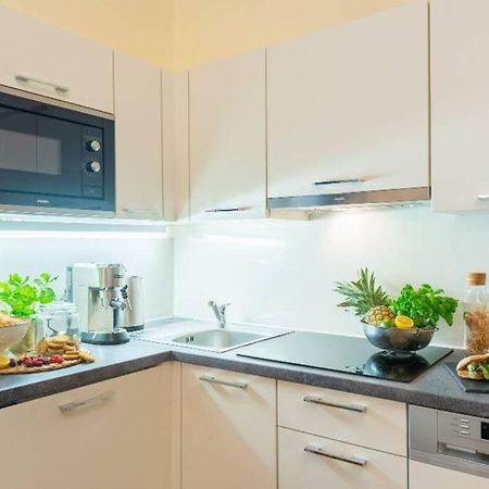 Rose Apartments / Romantic & Cozy / City Center Prague Exterior photo