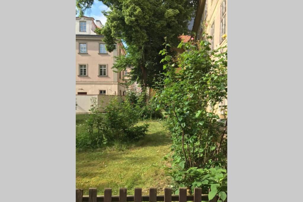 Rose Apartments / Romantic & Cozy / City Center Prague Exterior photo