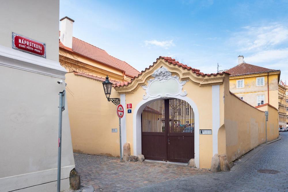 Rose Apartments / Romantic & Cozy / City Center Prague Exterior photo